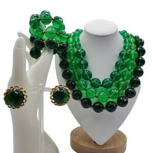 Green Beaded Choker Necklace Wrap Bracelet Clip Earrings Set Lucite Acrylic Vtg